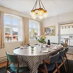 Фермерский дом 750 M2 Countryside Idyll With Activity