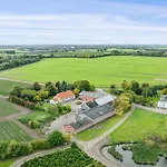 750 M2 Countryside Idyll With Activity Фермерский дом