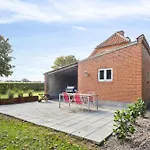 750 M2 Countryside Idyll With Activity Хадерслев