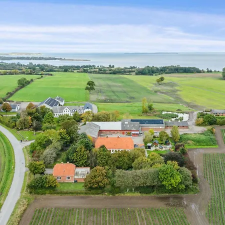 750 M2 Countryside Idyll With Activity Séjour à la ferme *