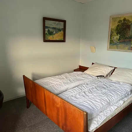 750 M2 Countryside Idyll With Activity