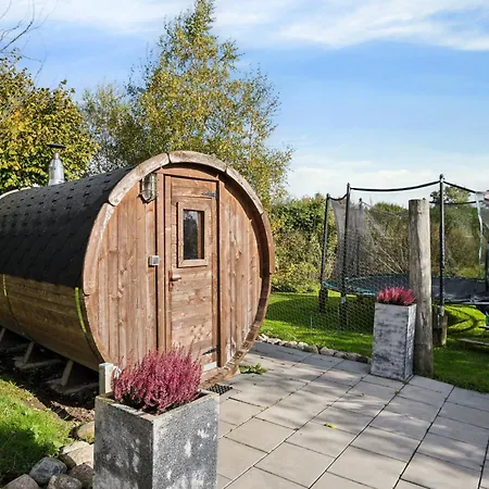 750 M2 Countryside Idyll With Activity *