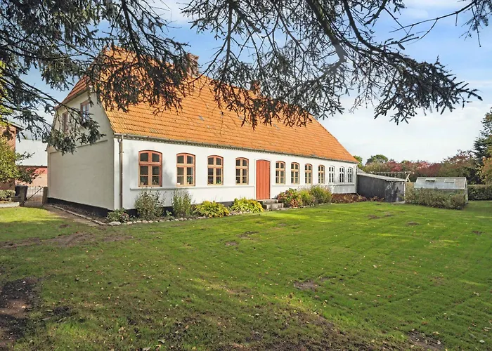 750 M2 Countryside Idyll With Activity * Haderslev