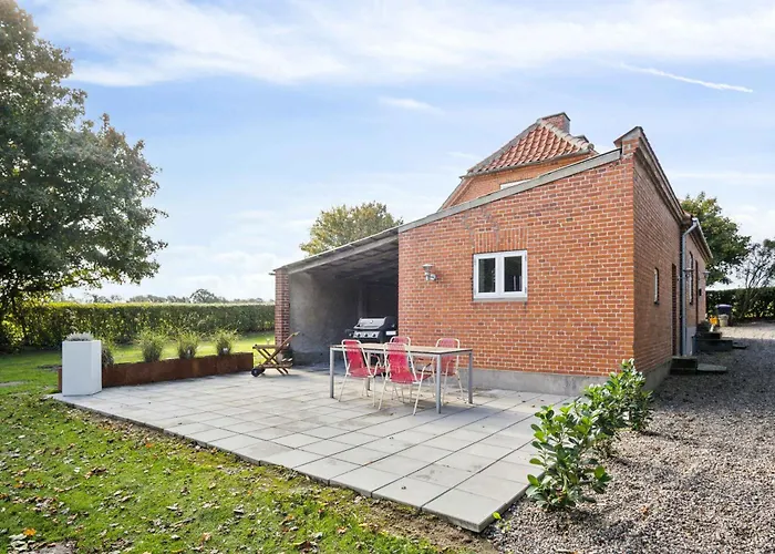 750 M2 Countryside Idyll With Activity Haderslev